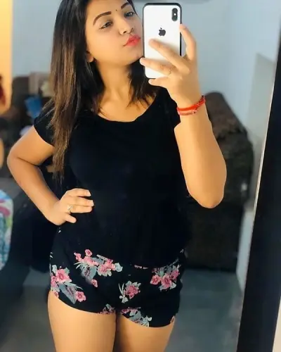 Dukli Escorts